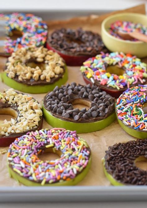 These easy, no bake apple donuts are the perfect after school snack for kids, full of healthy and good-for-you ingredients. Apple Bake, School Snacks For Kids, Apple Donuts, Snack For Kids, After School Snack, Easy No Bake, School Snack, Healthy Apple, Baking With Kids