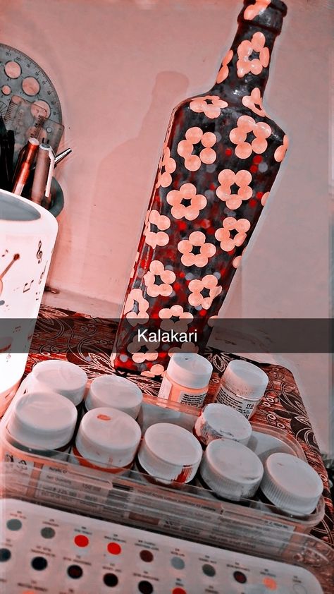 Painting Snapchat Story, Painting Snap, Bottle Snap, Wine Bottle Painting, Textile Pattern Design Fashion, Funny Snapchat Stories, Food Snap, Snapchat Streaks, Funny Snapchat