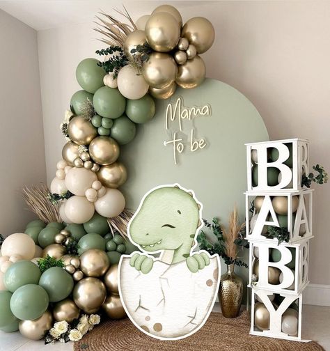 Classy Dinosaur Decor, Hatching Soon Baby Shower Ideas, Dinosaur Baby Shower Ideas Decoration, Dino Baby Shower Ideas Boys, Dinosaur Baby Shower Ideas For Boys, Baby Shower Dinosaur Theme, Dinosaur Baby Shower Ideas, Baby Shower Decor Boy, Baby Shower For Boys