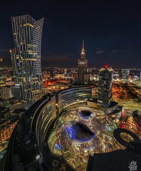 Polska Aesthetic, Warsaw Aesthetic, Poland Aesthetic, Warsaw City, City Vibe, Drone Photos, Warsaw Poland, Dream Lifestyle, Beautiful Places To Travel