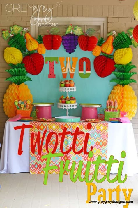 Brittany S's Birthday / Fruit - Photo Gallery at Catch My Party Twotti Fruitti Party, Tutti Fruitti Party, Tutti Fruity Party, Twotti Fruity, Tutti Frutti Birthday Party, Tutti Frutti Party, Fruit Birthday Party, Deco Fruit, 2nd Birthday Party For Girl