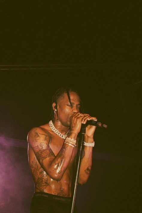 Travis Scott ☆ Travis Scott Tattoo, Travis Scott Birds, Travis Scot, Travis Scott Iphone Wallpaper, Travis Scott Concert, Kylie Travis, Travis Scott Wallpapers, Complex Magazine, Rap Wallpaper