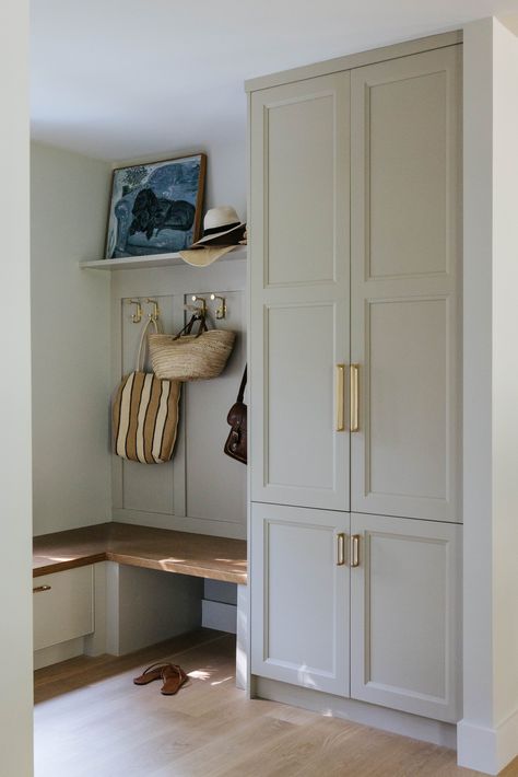 Pantry With Bench Seat, Small Mud Room Pantry Combo, Mudroom In Kitchen Entrance, Mudroom Into Kitchen, Mud Room Kitchen Combo, Mudroom And Pantry Combo, Mudroom In Kitchen, Kitchen Mudroom Combo, Mud Room Pantry Combo