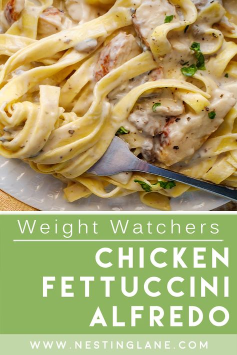 Homemade Weight Watchers Chicken Fettuccini Alfredo Recipe. This delicious Italian dinner is a family favorite. Made with garlic, boneless skinless chicken breast, chicken broth, heavy whipping cream, Greek yogurt, fettuccini pasta, Parmigiano-Reggiano cheese, and parsley. The points are high on this one, so save for a special occasion. MyWW Points: 13 Green Plan, 13 Smart Points. Personal Points will vary based on your individual plan. Weight Watchers Pasta Recipes, Chicken Fettuccini Alfredo, Weight Watchers Pasta, Healthy Chicken Alfredo, Fettuccini Alfredo, Weight Watchers Meals Dinner, Chicken Breast Crockpot Recipes, Low Fat Chicken, Low Calorie Chicken