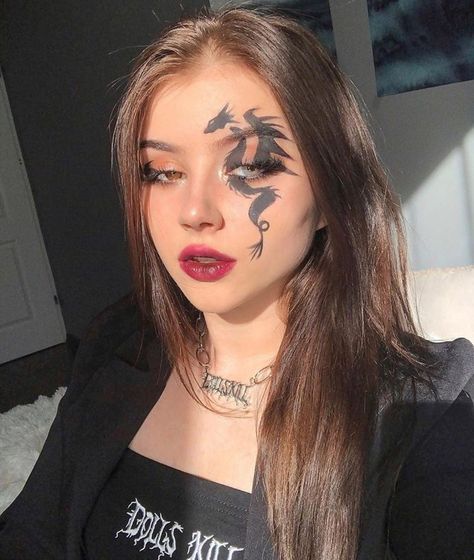 Dragon Makeup, Matte Make Up, Holloween Makeup, Face Art Makeup, Halloween Makeup Inspiration, Smink Inspiration, Alternative Makeup, Edgy Makeup, Makeup Eye Looks