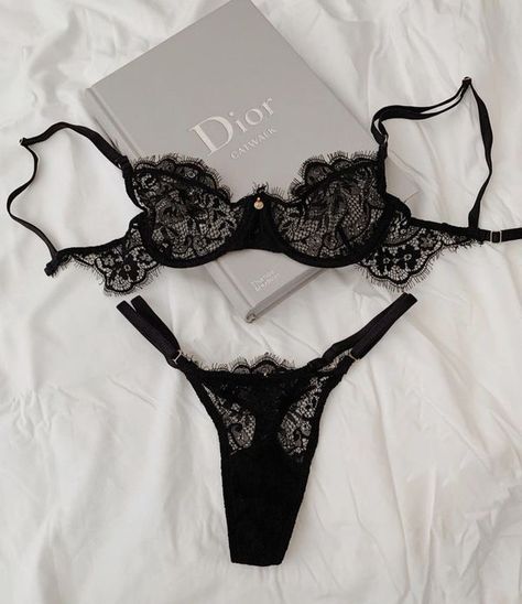 Lingerie Aesthetic, Lingerie Inspiration, Cute Lingerie, Lingerie Sets, Lingerie Outfits, Victoria Secrets, Pretty Lingerie, Mode Inspo, Luxury Lingerie