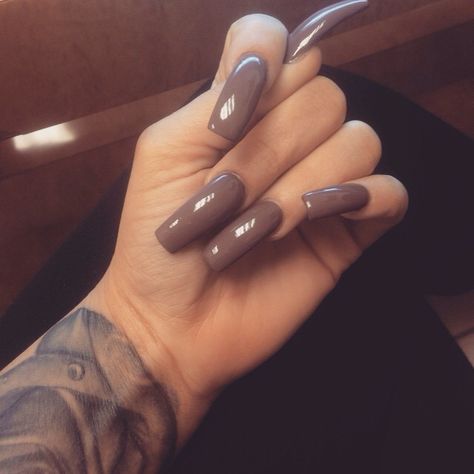 Thick Acrylic Nails, Taupe Nails, Brown Acrylic Nails, Vernis Semi Permanent, I Love Nails, Square Nails, Long Acrylic Nails, Gorgeous Nails, Love Nails