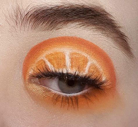 Orange Looks Makeup, Orange Fruit Makeup Looks, Orange Fruit Makeup, Orange Blossom Makeup, Fruit Inspired Makeup, Fruit Makeup, Black Pakistani Dress, Bun Outfit, Orange Eyeshadow