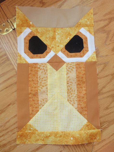 Fancy Forest pattern Owl Quilt Block, Owl Quilt Pattern, Autumn Sewing, Bird Quilt Blocks, Paper Quilting, Owl Quilts, Woodland Quilt, Two Owls, Forest Quilt