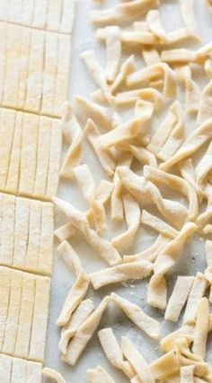 Easy Homemade Egg Noodles ~ Four simple ingredients and no special equipment... These delicious noodles are perfect for soups, stews, stroganoff or plain with butter and cheese. Easy Homemade Noodles, Homemade Chicken And Noodles, Cooking Lamb, Noodle Recipes Homemade, Best Chicken Noodle Soup, Delicious Noodles, Egg Noodle Recipes, Homemade Egg Noodles, Beef Stroganoff Easy