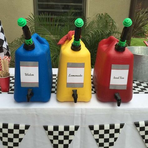 Nascar Wedding Ideas, Hot Wheels Balloon Backdrop, Dirtbike Centerpieces Party Ideas, Race Car Diy Decorations, 16 Birthday Driving Theme, Racer Party Ideas, Gas Station Birthday Party, Race Car Birthday Backdrop, Nascar Birthday Party Decorations