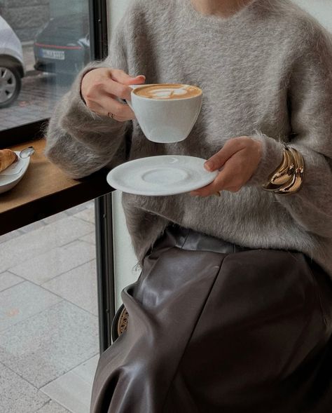 Cup of coffee is just a tradition during the Sunday walks 🍂🤎 . . . . . #fall#coffeelover#autmn#ootd#fashioninspo#fallfashion Coffee Runs Aesthetic, Runs Aesthetic, Coffee Run Aesthetic, Run Aesthetic, Fall Fashion Aesthetic, Coffee Run, Aesthetic Coffee, Fashion Seasons, 2025 Vision