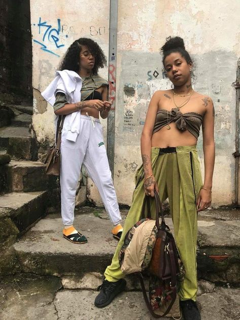 𝑇𝑎𝑠ℎ𝑎 & 𝑇𝑟𝑎𝑐𝑖𝑒 Latina Aesthetic, Caribbean Fashion, Brazilian Fashion, Br Style, Film Inspiration, We Are The World, Looks Street Style, Black Pride, Black Culture