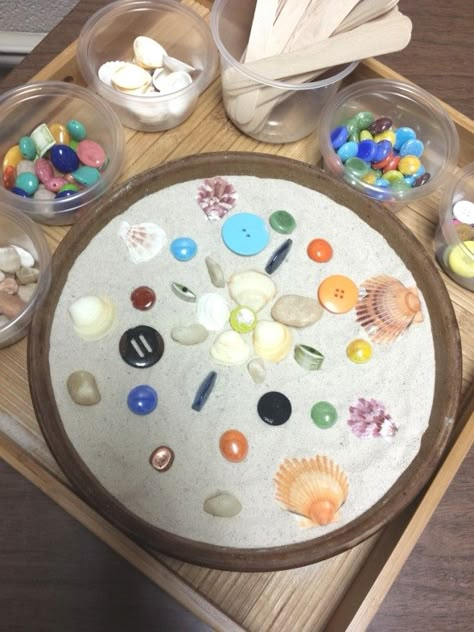 A creative way to work with kids and adults combining mindfulness, mandalas and sandtray therapy Sand Therapy Ideas, Sandtray Therapy Ideas, Therapy Office Ideas, Play Therapy Office, Sandplay Therapy, Sandtray Therapy, Sand Therapy, Sand Tray Therapy, Play Therapy Room