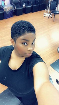 Faded bae Blowout Black Women, Short Hair Blowout Black Women, Natural Short Cuts, Short Hair Blowout, Low Cut Hairstyles, Natural Hair Haircuts, Natural Hair Blowout, Short Fade Haircut, Hair Blowout