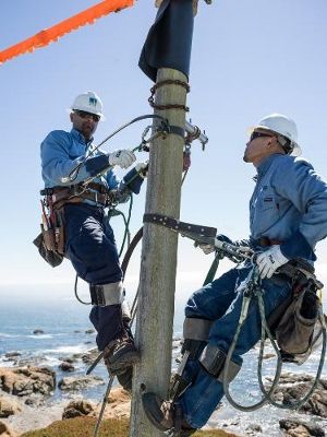 http://photos.prnewswire.com/prnvar/20140710/126105 Electrical Lineman