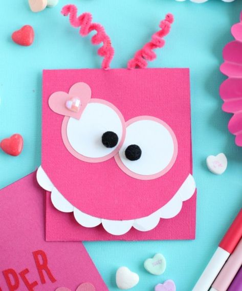 20 Cute DIY Valentine Cards for Kids 16 Valentine Cards For Kids To Make For Parents, Valentines Cards Kids Can Make, Child Valentine Cards, Giraffe Valentine Card, Valentine Cards For Kids Handmade, Easy Homemade Valentines Day Cards, Children’s Valentine Cards, Diy Valentine Cards For Kids Classroom, Pop Up Valentine Cards Diy For Kids