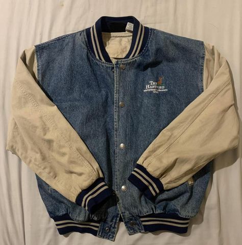 Varsity Jacket Aesthetic, Pull And Bear Jacket, Cool Outfits For Men, Mens Fashion Casual, Jacket Outfits, Varsity Jacket, Blue Denim, Cool Outfits, Vintage Outfits