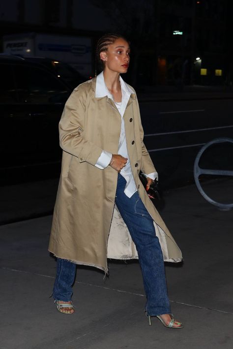 Adwoa Aboah, Street Style Aesthetic, New York Museums, Model Street Style, New Museum, Denim Day, Models Off Duty, Work Attire, Look Cool