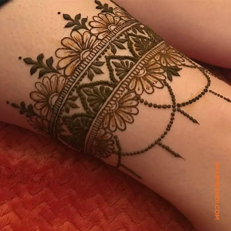 50 Thigh Mehndi Design (Henna Design) - October 2019 Thigh Mehndi Design, Thigh Mehndi, Henna Designs Arm, Thigh Henna, Indian Henna Designs, Wrist Henna, Front Hand Mehndi, Cute Henna Tattoos, Henna Style Tattoos