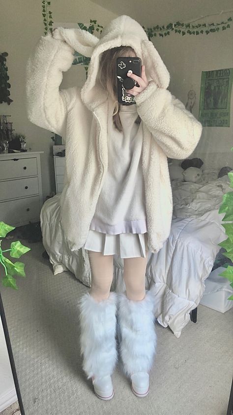 Kawaii Cold Weather Outfits, Bunny Outfit Cute, Kawaii Clothes Winter, Kawaii Outfits For Winter, Cute Softy Outfits, Soft Kidcore Outfits, Kawaii Winter Clothes, Kawaii Outfits Winter, White Fluffy Jacket Outfit