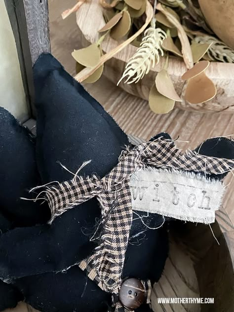 No-Sew Archives » Mother Thyme Diy Bowl Fillers, Primitive Halloween Crafts, Word Crafts, Craft Ideas For Fall, Christmas Girls Night, No Sew Crafts, Primitive Fall Crafts, Vintage Inspired Signs, Farmhouse Signs Diy