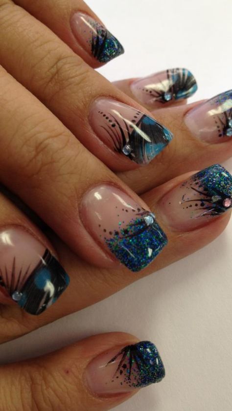 Peacock Gel Nails, Nails With Feathers Design, Peacock Nail Designs Feathers, Peacock Nails Design, Peacock Blue Nails, Peacock Nail Designs, Feather Nail Designs, Peacock Nail Art, Short Almond Shaped Nails