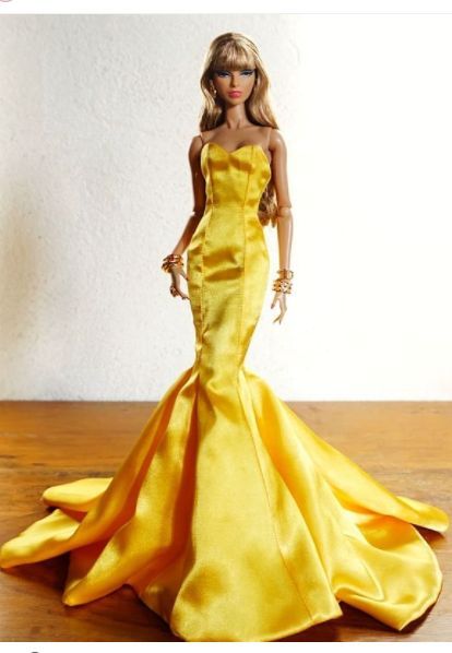 Yellow Gowns, Yellow Barbie, Canary Diamond, Yellow Gown, Barbie Dress Fashion, Barbie Gowns, Barbie Style, Barbie Stuff, Integrity Toys