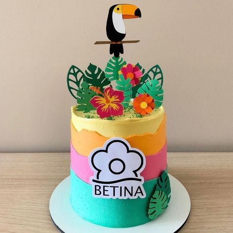 Toucan Cake Ideas, Toucan Birthday Cake, Toucan Cake, Parrot Cake, Baby Toucan, Bolo Hot Wheels, Double Birthday Parties, Fiesta Tropical, Bird Party