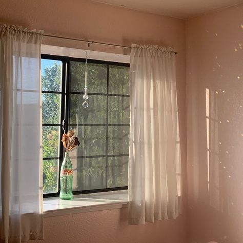 pretty window with white sheer curtains in the morning sun with rainbow sun catcher Aesthetic Curtains Bedroom Window, Bedroom Short Curtains, Short Curtains Bedroom Aesthetic, Curtain On Small Window, Cute Window Curtains, Cute Window Ideas, Short Wide Windows, Curtains Bedroom Small Window, Short Window Curtains Ideas