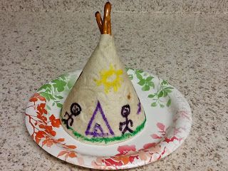 Tortilla Teepee for faith trust and pixie dust Hot Pretzels Recipe, Teepee Craft, Teepee Art, Native American Games, Tent Craft, Preschool Thanksgiving, Diy Teepee, November Ideas, Thanksgiving Preschool