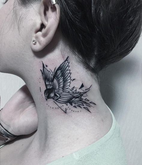 bird tattoo for girl on neck Neck Tattoos For Women, Creepy Cute Fashion, Side Neck Tattoo, Neck Tattoos Women, With Tattoo, Palm Tree Tattoo, Original Tattoos, Neck Tattoos, Bird Tattoo