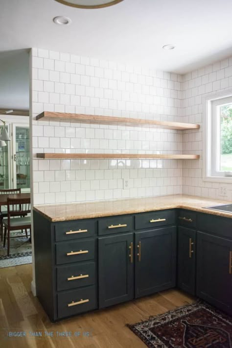 Use this post to figure out exactly what height to hang your floating shelves! #floating #homedecor Kitchen Renovation Diy Ideas, Floating Kitchen Shelves, Floating Kitchen, Model Dapur, Kabinet Dapur, Diy Kitchen Renovation, Casa Vintage, White Subway Tile, Kitchen Remodeling Projects