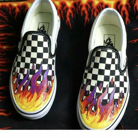 Vans Shoes Fashion, Pants Inspiration, Checkerboard Vans, Custom Vans Shoes, Painted Shoes Diy, Cute Vans, Shoe Painting, Shoes Wallpaper, Painting Shoes