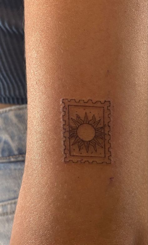 Sun Tattoo Locations, Unique Sunshine Tattoo, Sun Dainty Tattoo, Chilean Tattoo Ideas, Sun And Moon Stamp Tattoo, Sun Tattoo Ribcage, Argentinian Tattoo Ideas, Sun And Earth Tattoo, Simple Stamp Tattoo