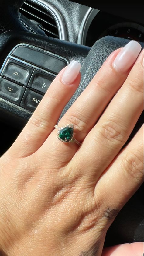 This stunning 1.8ct pear emerald engagement ring with diamond halo. Teardrop Emerald Engagement Ring, Emerald Engagement Ring Teardrop, Emerald Ring Pear Shape, Pear Emerald Ring, Pear Emerald Engagement Ring, Emerald Engagement Ring Pear, Emerald Ring Design, Green Engagement Rings, Pear Shaped Engagement Ring