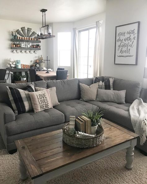 Gray Couches, Cozy Modern Farmhouse Living Room, Cozy Farmhouse Living Room, Modern Farmhouse Living Room Decor, Farmhouse Living Room Decor Ideas, Rustic Farmhouse Living Room, Modern Farmhouse Living, Modern Farmhouse Living Room, Farmhouse Living Room