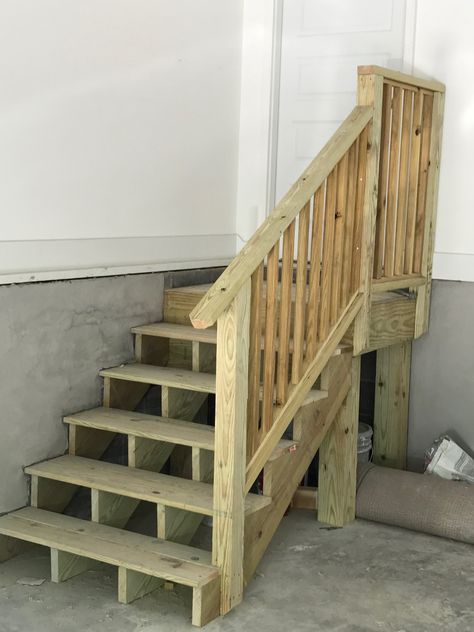 Garage Stair Railing, Mid Century Stairs, Handrail Ideas, Garage Steps, Irish Farmhouse, Garage Stairs, Outdoor Makeover, Pool Porch, Deck Stairs