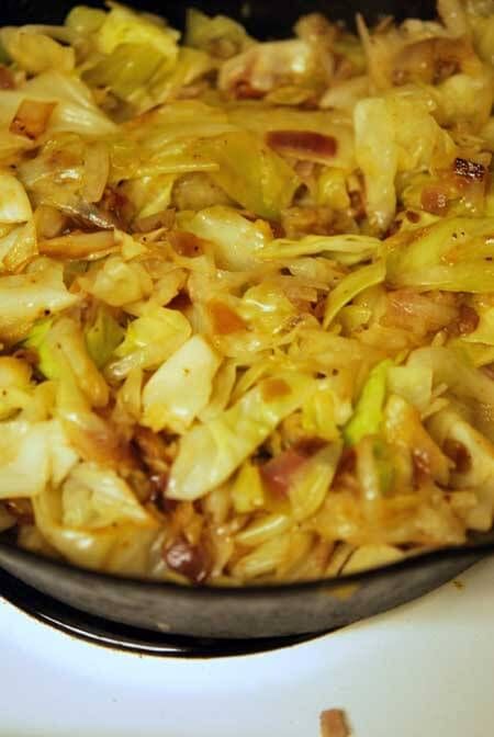 Clean Eating Bubble And Squeak Recipe ~ https://www.thegraciouspantry.com Bubble And Squeak Recipe, Sautéed Cabbage, Potato Cabbage, Recipe Cabbage, Recipes Clean Eating, Bubble And Squeak, Scottish Recipes, Potato Onion, Fried Cabbage