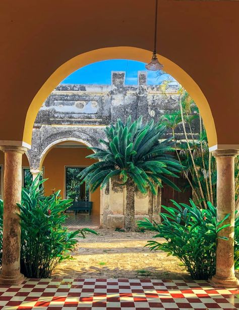 There's nothing better in the Yucatan Peninsula than visiting Merida in Mexico. If you''re looking for the best things to do in Merida, Mexico, Shelley Marmor has you covered. #mexicotravel #mexicotraveltips #mexicovacation #meridamexico #yucatan #yucatanpeninsula #merida #mexico #centralamerica #meridatravel #travelmexico #travel #prettycities #travelguide Merida Mexico Aesthetic, Merida Architecture, Mexico Merida, Merida Yucatan Mexico, General Aesthetic, Mexican Hacienda, Merida Mexico, Mayan Culture, Yucatan Mexico