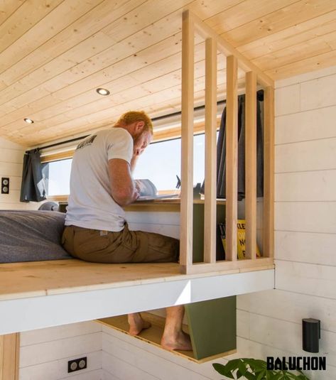 Mezzanine Floor, Cedar Cladding, Tiny House Loft, House Loft, Shower Cabin, Casa Container, Modern Tiny House, Exterior Cladding, Tiny Spaces