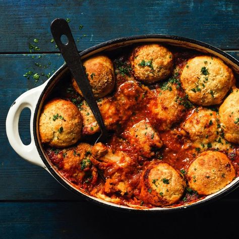 Chicken arrabbiata stew & parmesan dumplings Chicken Arrabiata, Parmesan Dumplings, Stew Dumplings, Nice Meals, Stew And Dumplings, Bbc Good Food, Lentil Stew, Green Lentils, Pan Meals