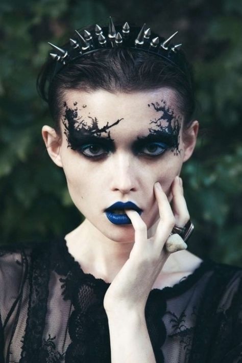 Extreme Make-up, Black Makeup Looks, Hd Make Up, Eye Makeup Glitter, Halloweenský Makeup, Makeup Dark, Avant Garde Makeup, Theatrical Makeup, Fairy Makeup