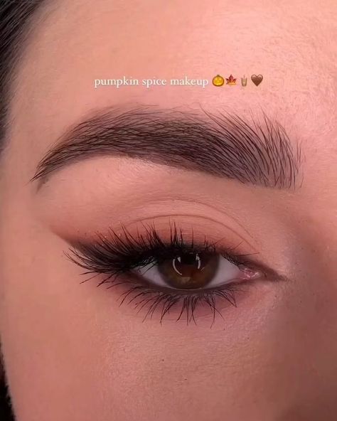 Makeup Looks Sleepy Eyes, Wrist Tattoo Ideas, Wrist Tattoo Designs, Almond Eyes, Fox Eyes, Formal Makeup, Art Face, Sleepy Eyes, Make Up Inspo