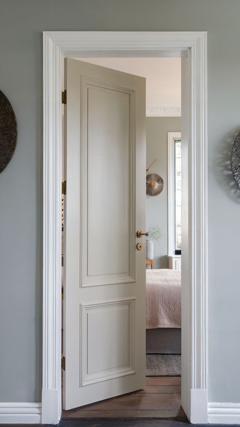 Struggling to choose modern bedroom door styles for your home? Discover how to:
✅ Match doors to your interior design aesthetic
✅ Select durable, stylish materials (glass, wood, or modern composites)
✅ Balance budget + luxury for a timeless upgrade
✅ Avoid common sizing mistakes with expert measuring hacks
👉 Save this guide to select the right interior door and transform your space! Perfect for home renovation ideas, interior door design, and modern home decor. #moderndoorstyles #interiordoorideas #bedroomdesign #homedecortips #renovationguide