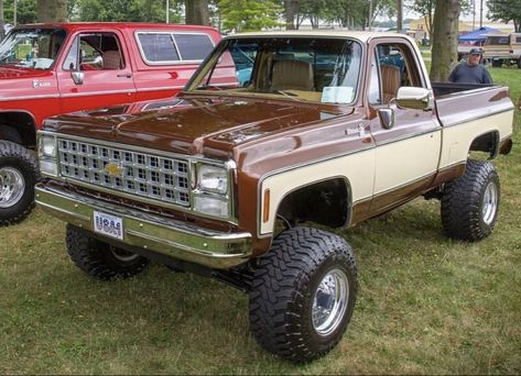 80s Chevy Truck, Square Body Chevy, Gmc 4x4, 87 Chevy Truck, Truck Flatbeds, Lifted Chevy, Lifted Chevy Trucks, Classic Chevrolet, Skull Artwork