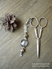 With Hook and Needle: Scissor Fobs Pumpkin Scissors, Fancy Scissors, Scissors Jewelry, Antique Scissors, Primitive Rug Hooking, Scissor Fobs, Quilter Gifts, Quilt Retreat, Scissor Fob