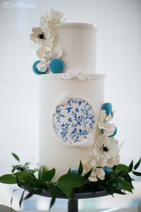 SHOWER Something Blue Bridal Shower Cake, Blue Bridal Shower Cake, Cake Ideas Blue, Something Blue Bridal Shower Theme, Hummingbird Party, Blue Bridal Shower Themes, Best Cake Ideas, Unique Bridal Shower Themes, Wedding Cake Favors