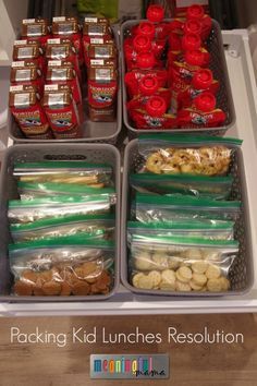 Packing Kid Lunches Resolution - Making Lunch Packing Easier and Faster #HorizonSnacks #ad @horizonorganic School Lunch Organization Ideas, Scho Lunch Ideas, School Lunch Kindergarten, Kindergarten Snacks For School, School Snacks For Kindergarten, Kindergarten Snack Ideas, Lunchbox Organization, Picky Kids Lunch Ideas For School, Kindergarten Snacks