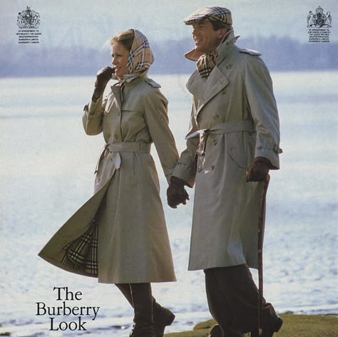 Vintage Trench Coat Outfit, Vintage Ralph Lauren Ads, Burberry Aesthetic, Trench Coat Vintage, Burberry Fragrance, Burberry Print, Trench Coat Outfit, Burberry Trench, Burberry Trench Coat